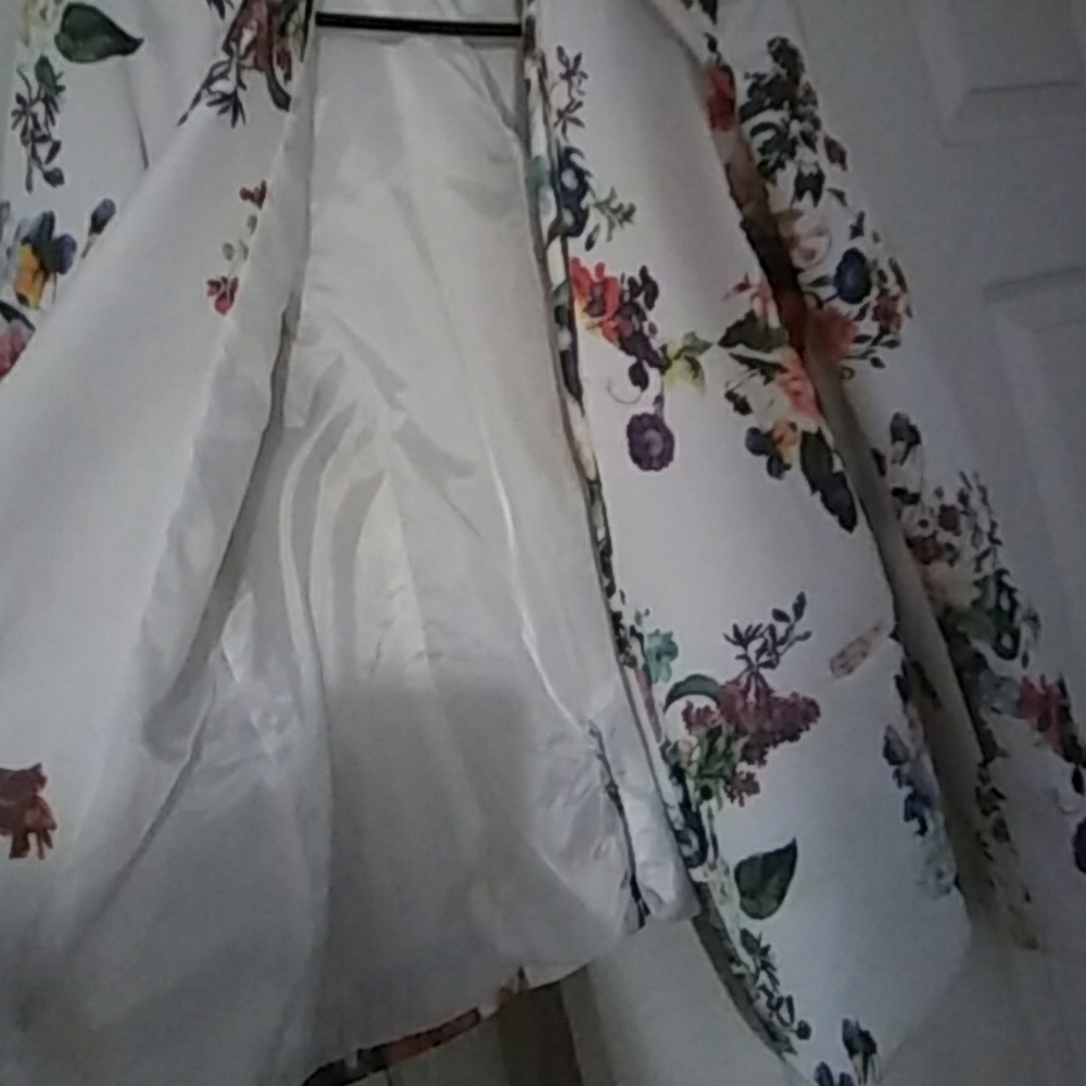 Jacket - Picture 2 of 4